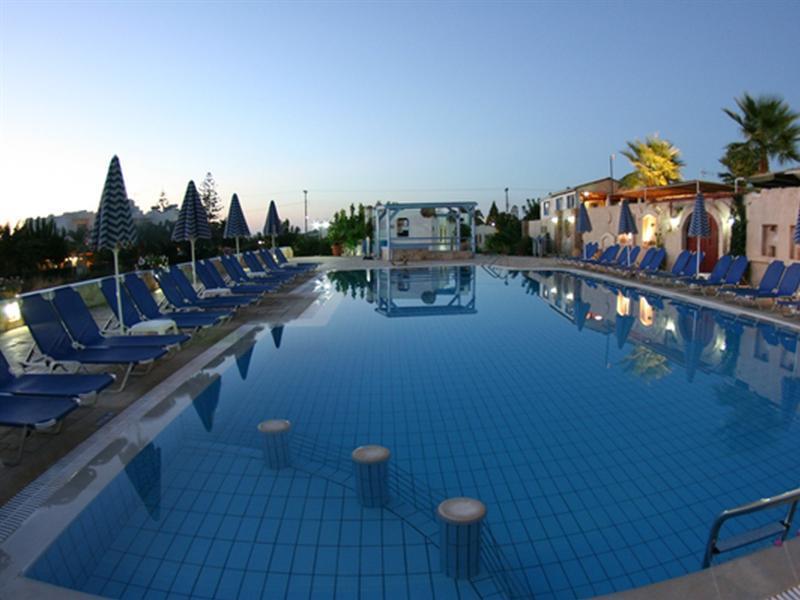 Golden Bay Appart hôtel 3*